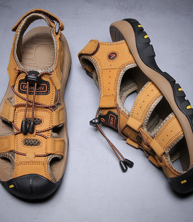Men's Closed-Toe Outdoor Sandals with Toggle Lacing