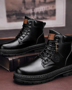 Black / 39