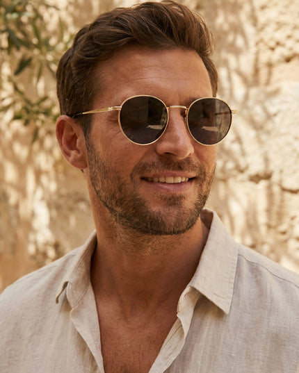 Men's Round Metal Frame Sunglasses with Tinted Lenses