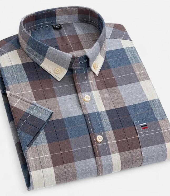 Men's Short-Sleeve Button-Down Oxford Shirt