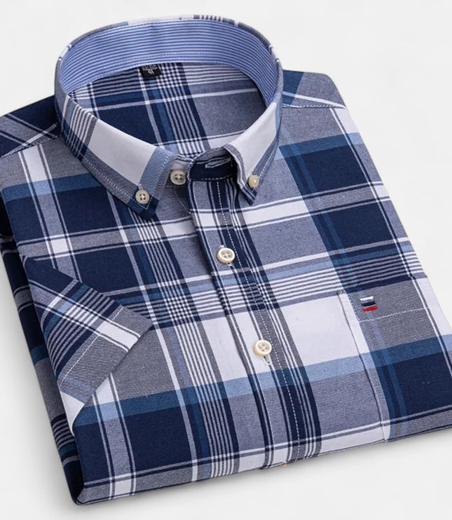 Men's Short-Sleeve Button-Down Oxford Shirt