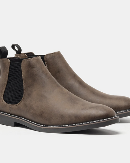 Men's Smooth Chelsea Boots with Pull Tab