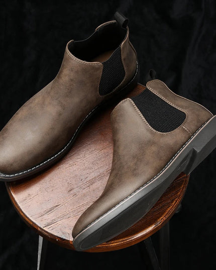 Men's Smooth Chelsea Boots with Pull Tab
