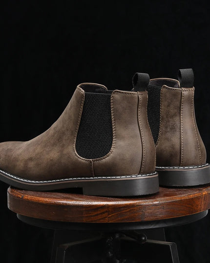 Men's Smooth Chelsea Boots with Pull Tab