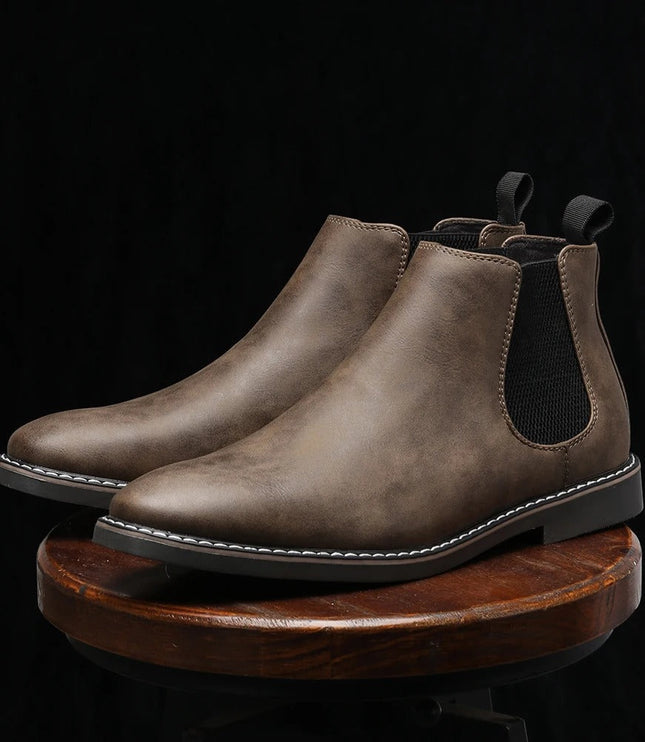 Men's Smooth Chelsea Boots with Pull Tab