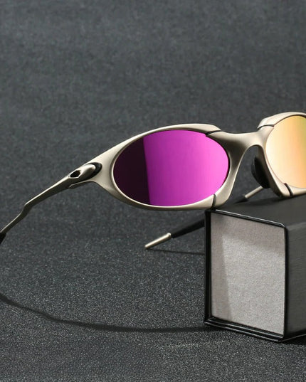 Men's Sporty Wraparound Sunglasses with Mirrored Lenses