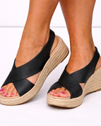 Black / 3