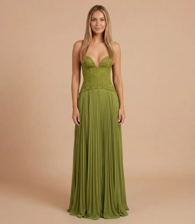 Green maxi formal dress with sweetheart neckline, pleated skirt, and fitted bodice