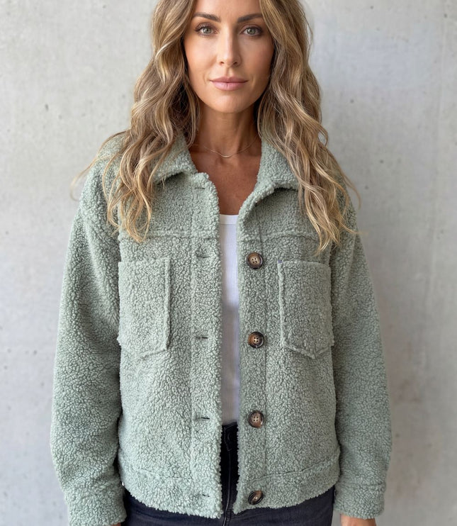 Women's Jacket in Teddy Fleece, Button Up with a Shirt Collar