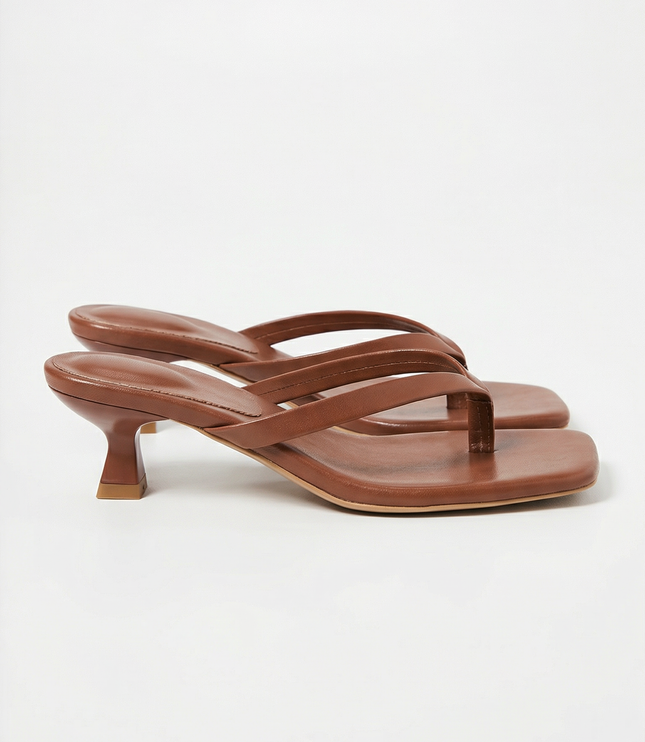 Women's Kitten Heel Toe-Post Sandals with Square Toe