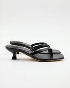 Black / 37