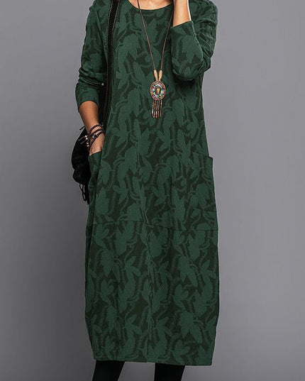 Women's Long Sleeve Pocket Dress with Round Neckline