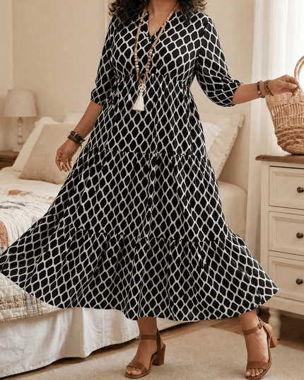 Women's Plus Size Maxi Dress with Pockets in a Tiered Print