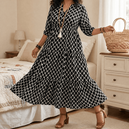 Women's Plus Size Maxi Dress with Pockets in a Tiered Print