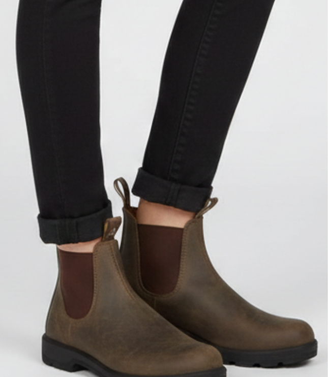 Women's Pull-Tab Chelsea Boots with a Chunky Sole