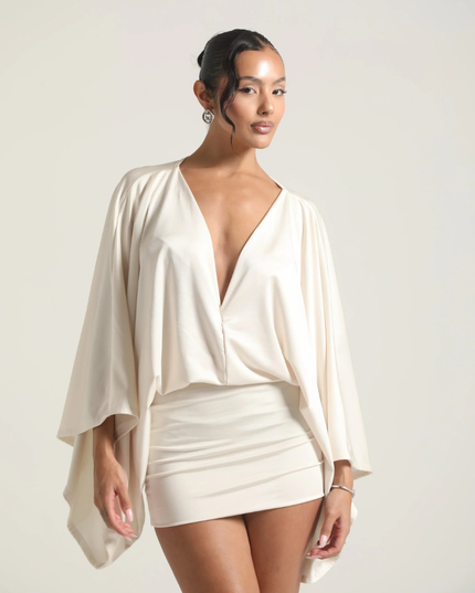 Women's Ruched Bodycon Mini Dress with Plunging V Neck for Homecoming