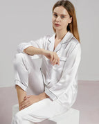 White / M