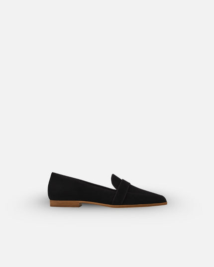 Women's Slip-On Loafers with a Cushioned Insole and Round Toe