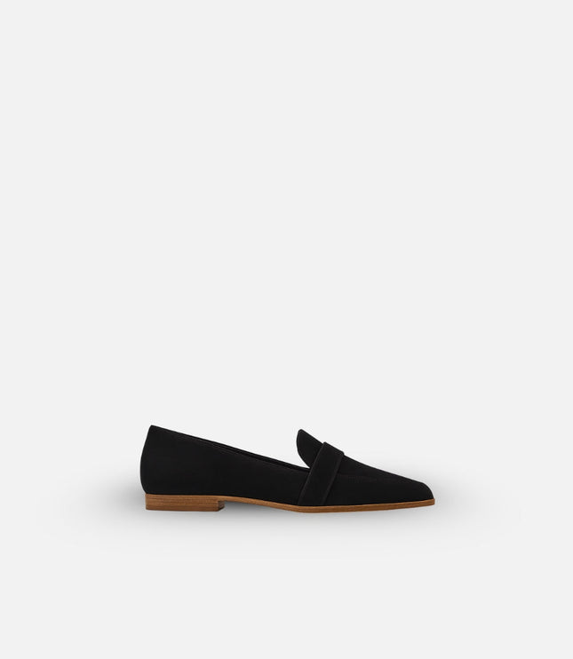 Women's Slip-On Loafers with a Cushioned Insole and Round Toe