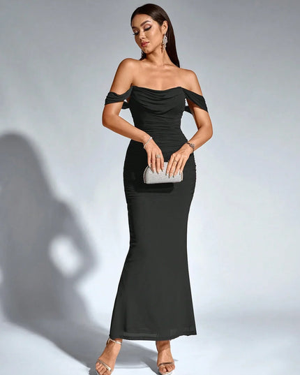 Women's V-Neck Sleeveless Flowy Homecoming Maxi Dress
