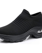 All Black / US 7.5 / AU 5.5