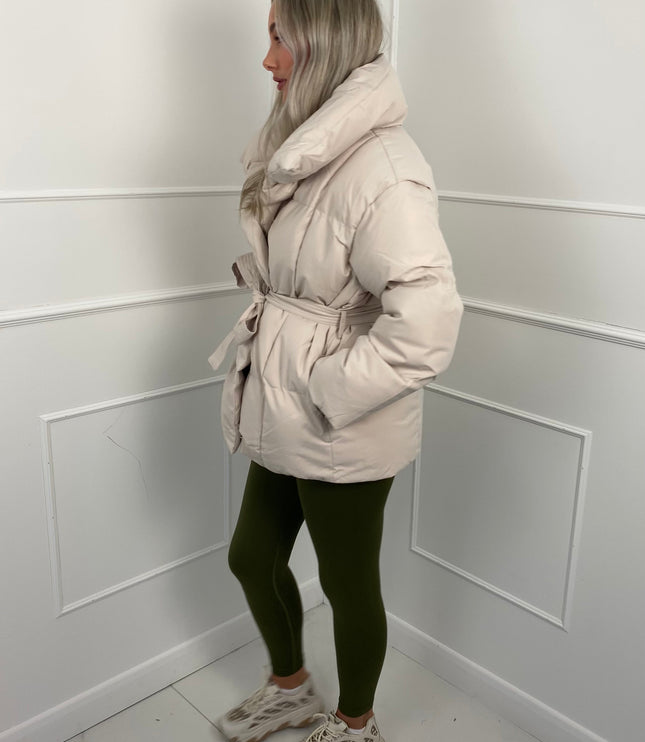Women's Winter Puffer Jacket, Short and Quilted